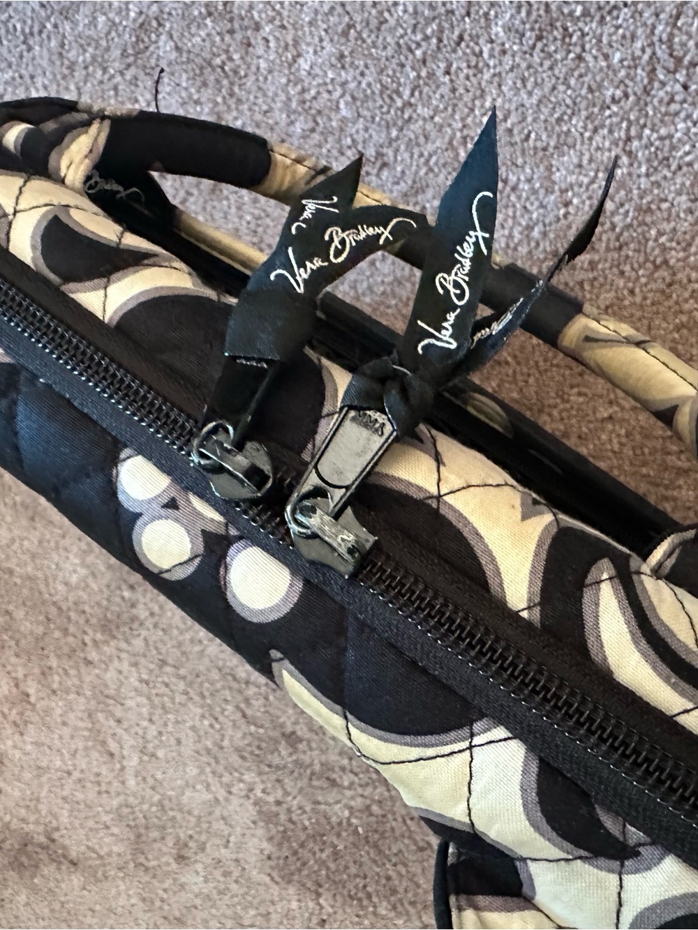 Vera Bradley Black and Cream Geometric Quilted Bag - Picture 4 of 6